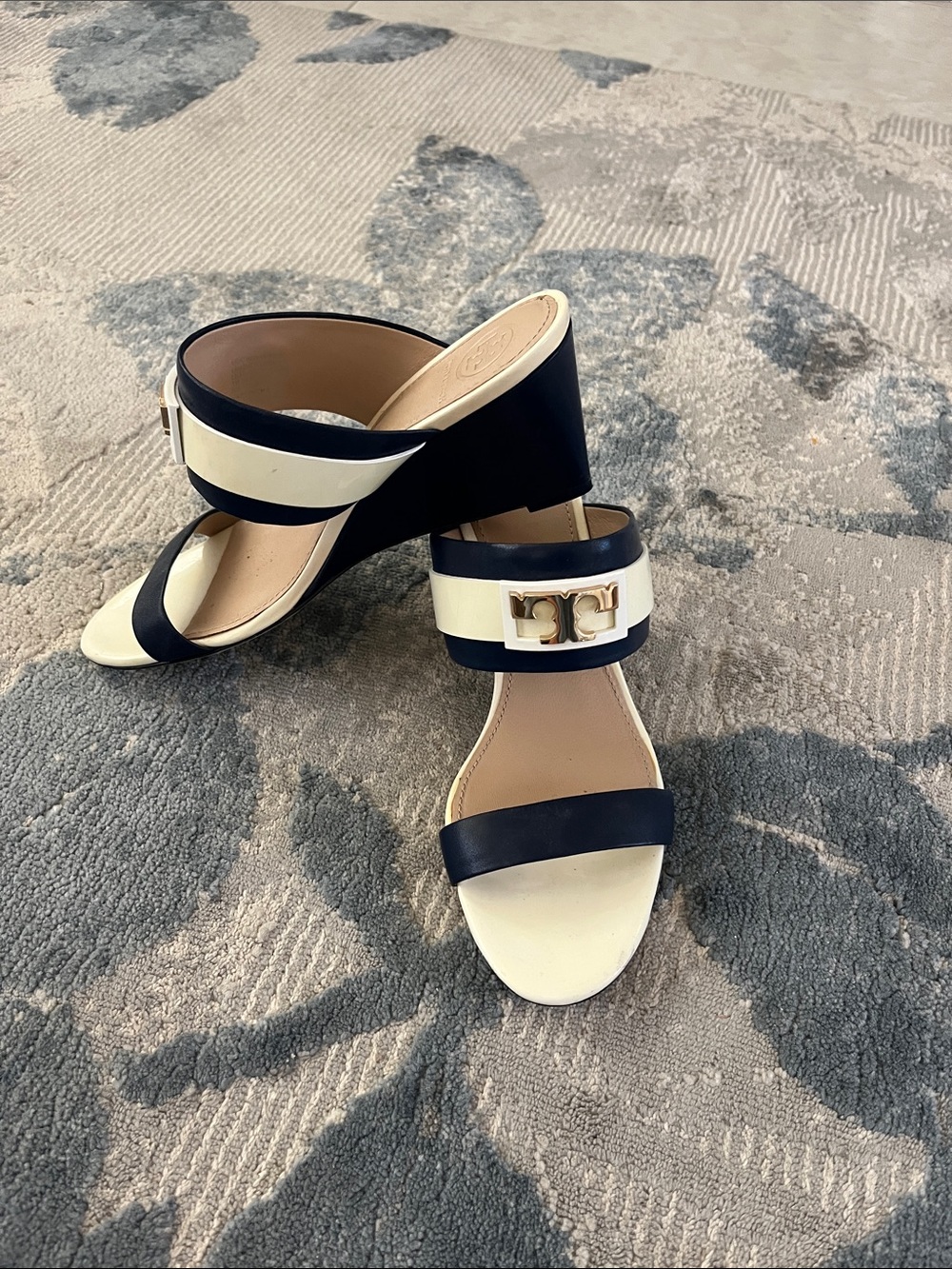 Tory Burch Navy and Cream Two-Band Block Heel Sandals